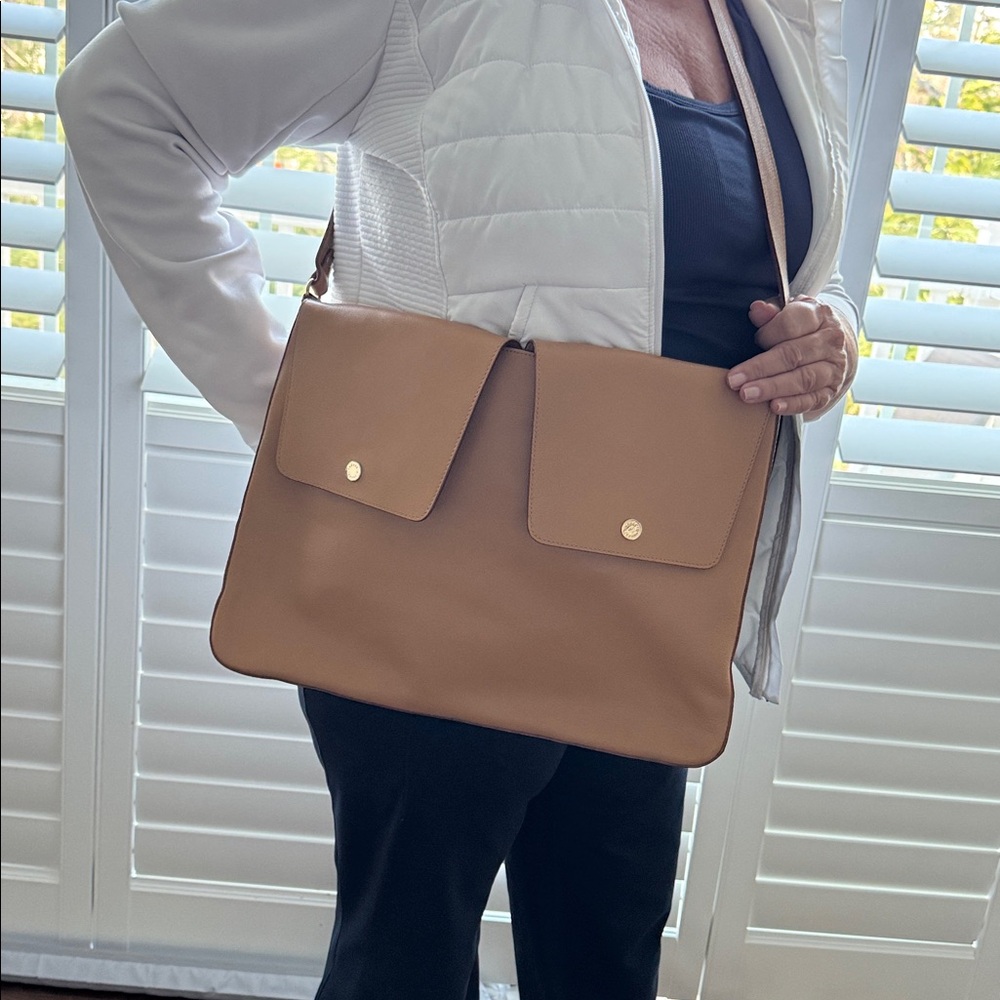 like new vintage Crossbody Messenger bag